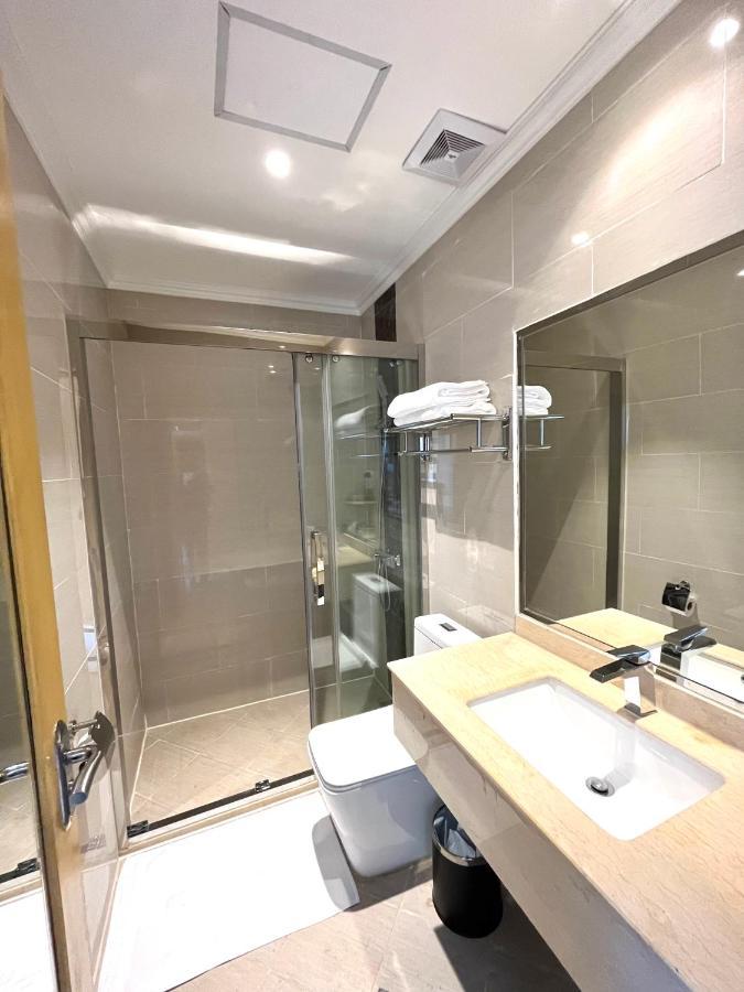Royal J Hotel Cebu Dış mekan fotoğraf