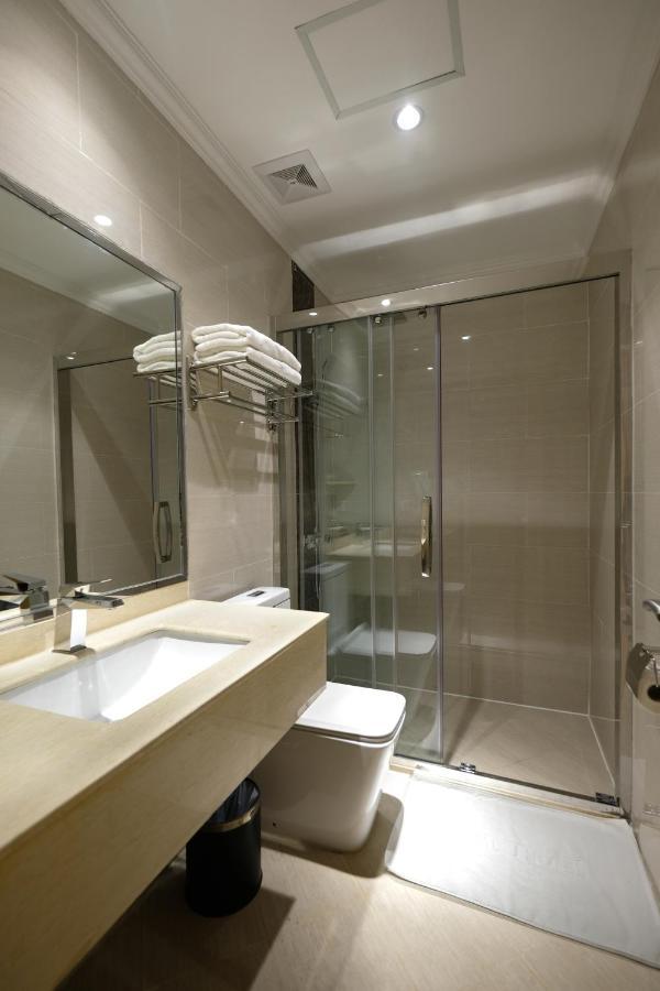 Royal J Hotel Cebu Dış mekan fotoğraf